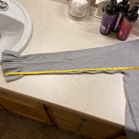 Ann Taylor ruffle sleeve sweater - Picture 6 of 7